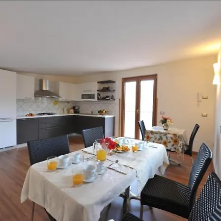 Bed and breakfast Sunflower Vico Equense