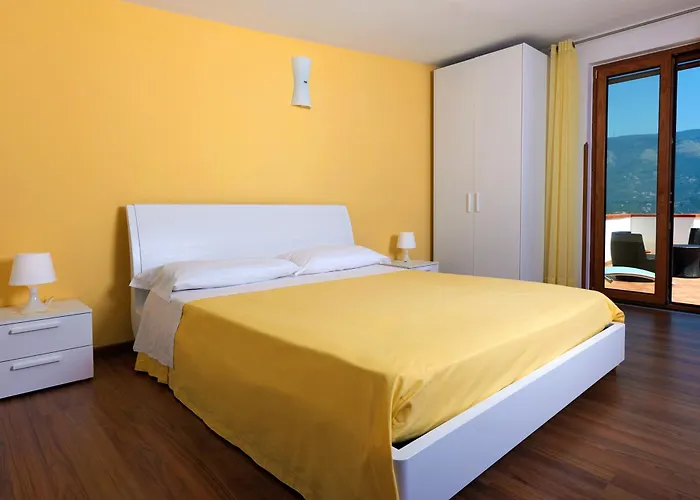 Bed & Breakfast Sunflower Vico Equense